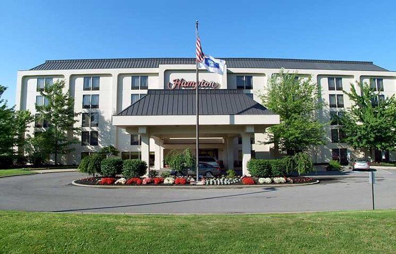 Hampton Inn Pittsburgh/Airport Moon Township Exterior photo